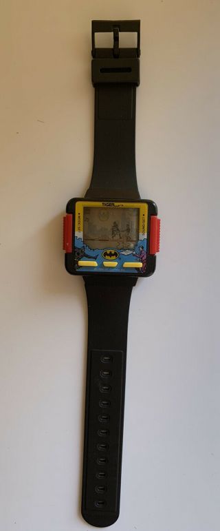 Pre - Owned Vintage Tiger 1990 Electronic Batman Video Game Watch Rare