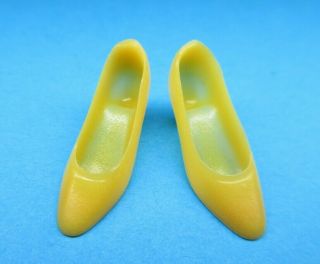 Vintage Barbie Francie - Clam Diggers 1258 Soft Yellow Shoes Japan