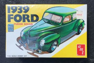 Rare Nos Factory 1939 Ford Deluxe Tudor Sedan Kit From 1975 By Amt