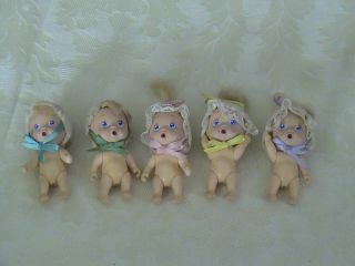 Vintage Tyco Quints Drink And Wet Set Babies Caps And Bonnets No Numbers
