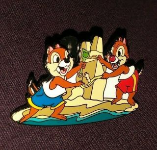 Disney World Chip & Dale On The Beach Building A Sand Castle Pin Authentic Rare