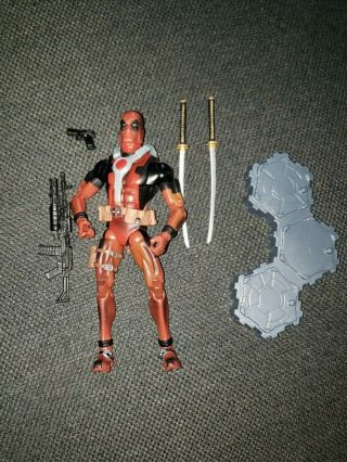 Marvel Legends Deadpool Toys R Us Red And Black Loose Rare Complete 2