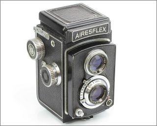 Rare Vintage 1954 Airesflex - Twin Lens Reflex Camera 6x6
