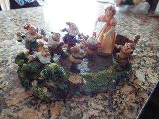 Snow White & Seven Dwarfs In Garden Figurine Disney Vintage Rare Color