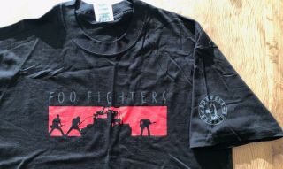 Foo Fighters RARE 2002 ' One By One ' Tour T - Shirt - NEVER WORN 2