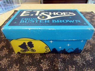 Rare 1980s 1982 E.  T.  The Extra - Terrestrial Movie Shoe Box Buster Brown Shoes