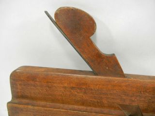 Antique Wooden Molding Plane radius plane 5/8 wide cutter 2