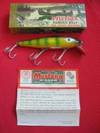 Rare Vintage Pflueger Mustang 5 " Wood Sunfish Scale Fishing Lure -