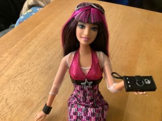 Barbie Fashion Fever Fashionistas Pink Rock Star Raquelle Doll Jointed Rare