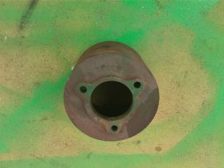 John Deere 3 Hp Hit Miss Gas Engine - Cast Iron Belt Pulley - Rare