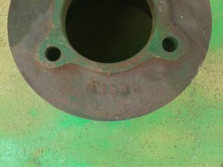 John Deere 3 HP Hit Miss Gas Engine - Cast Iron Belt Pulley - Rare 2