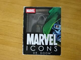 Rare Marvel Icons: Dr.  Doom Limited Edition Bust Limited 968/5000