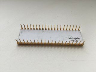 Intel C8080,  C8080A,  C8080A 2003A,  rare vintage CPU,  GOLD,  early date 7610 3