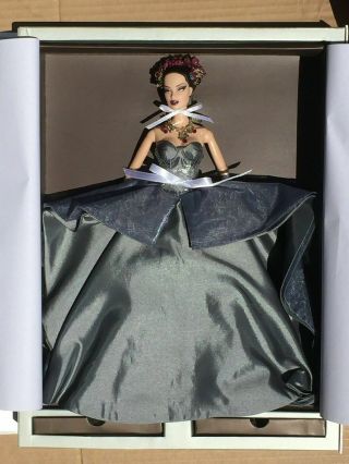 Fashion Royalty Integrity Vanessa “pale Fire” Cult Couture Doll Rare W/box Shipr
