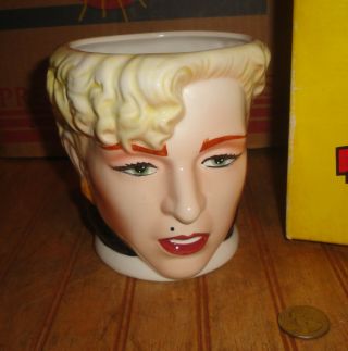 MADONNA Rare Limited Edition Shaped 3D Mug,  Dick Tracy Breathless,  Applause 1990 2