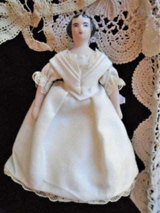 Vintage China Head Small Doll Black Hair Molded Mini Old Fashion 5 " With Stand
