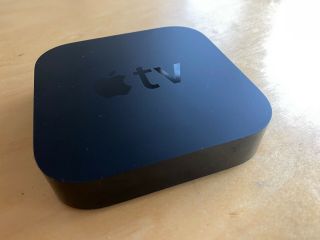 Apple TV (3rd Generation) 8GB Digital HD Media Streamer - Black,  Rarely 2