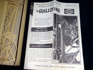 AURORA CHAMBER OF HORRORS GUILLOTINE LONG BOX 1964 COMPLETE RARE 2