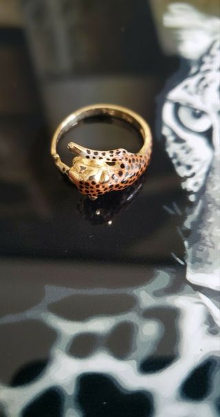 Rare Vintage 14k Gold Enameled Cheetah Cougar Cat Ring With Flake In Enamel.