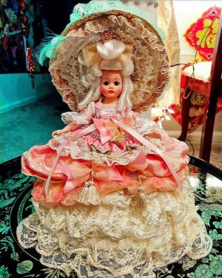 Madame Alexander Vintage Marie Antoinette 10 " Cissette Doll Rare