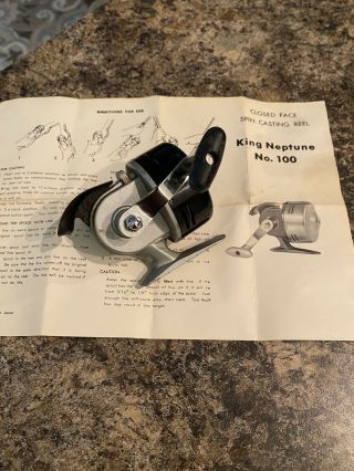 Vintage King Neptune No.  100 Spincast Fishing Reel Made In Japan Rare Small Siz