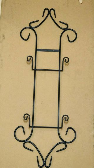 Black Wrought Iron Vertical 2 - Plate Holder Wall Hanger Display,  Pre - Owned