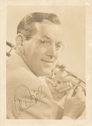 Glenn Miller Rare Vintage 5x7 Signed Autographed Photo Big Band Legend