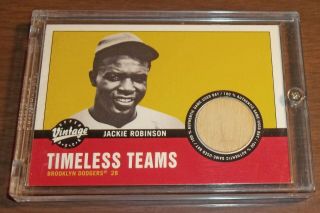 2001 Upper Deck Vintage Jackie Robinson Timeless Teams Game Bat Relic Dodgers