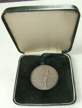 Rare,  Vintage Cased Medal From 1968 - National Schools 