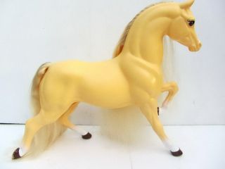 Vintage Barbie Horse - Tan With Extra Long Mane - Mattel (1983)
