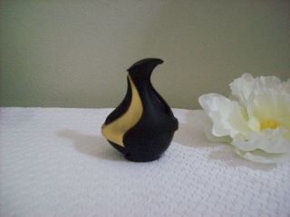 Vintage Donna Karan Gold Black Swan 1.  7 Oz Eau De Parfum/perfume Spray Rare