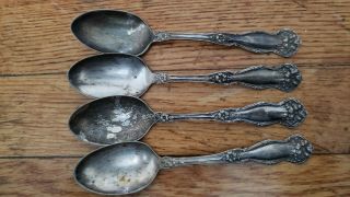 4 Antique Vintage Collectible Spoons 5.  75 " Wm Rogers &son Aa Silver Plate
