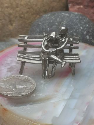 17g Vtg Lovers Kissing Park Bench Trinket Miniatures Italy 800 Sterling Silver
