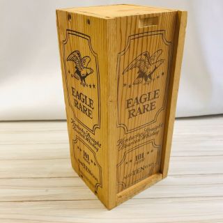 Vintage Eagle Rare Kentucky Bourbon Whiskey 101 Proof Wood Slide Lid Box