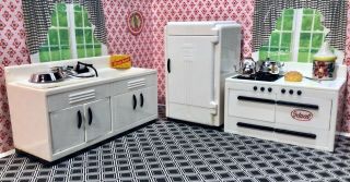 Ideal Deluxe Kitchen Appliances Vintage Dollhouse Furniture Renwal Plastic 1:16