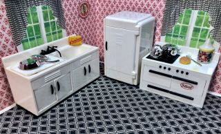 Ideal DELUXE KITCHEN APPLIANCES Vintage Dollhouse Furniture Renwal Plastic 1:16 2