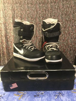 Nike Zoom Kaiju Snowboard Boots Rare Size 10.  5