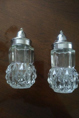 Set Of 4 " Vintage Crystal Cut Glass Salt And Pepper Shakers Silver Dinnerware