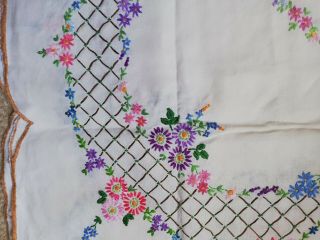 Vintage Hand Embroidered White Square Linen Table Cloth 42”x 42 ".  Very Pretty.