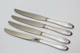 4 Wm A Rogers La Ronnie Pattern Oneida Ltd Silverplate Flatware Dinner Knives