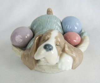 Rare Nao Lladro Basset Hound Dog Asleep In Basket Figurine - 1 Year Production