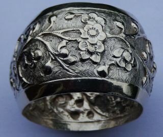 Fine Quality Antique Anglo Indian Or Chinese Solid Silver Napkin Ring C1890