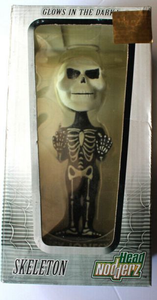Glows In The Dark Skeleton Halloween Head Nodderz Bobble Head Rare