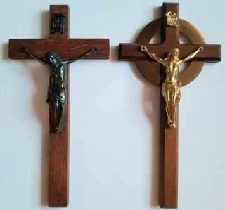 2 Vintage Brass On Wood Wall Crucifix Cross Jesus Christ Religious Rare