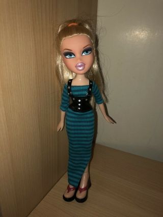 Bratz Cloe Doll In Rare Blue And Black Striped Dress