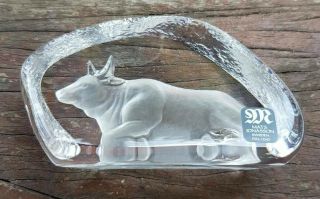 Very Rare Vintage Mats Jonasson Crystal Glass Paperweight : Cow