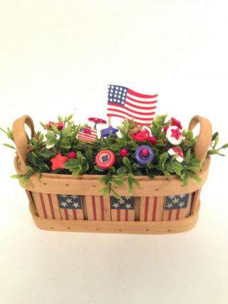 Vtg Button Bouquet/ Basket - Americana - Usa - Patriotic - July 4th - Country Decor