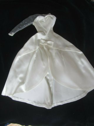 Vintage Mod Barbie Bride White Dress 1698 - Htf - Some Tlc