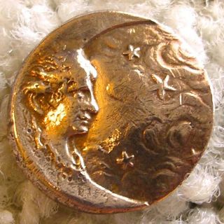 Ex Rare Antique brass Woman in the moon button,  ca.  1880s/1890s 2