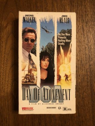 Rare Oop 1st Edition Day Of Atonement Vhs Video Tape Christopher Walken Action